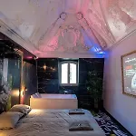 Capsule Art Deco - Jacuzzi - Netflix - Cinema - Arcade De Jeux & Nintendo Switch - 2 - Filet Suspendu Valenciennes